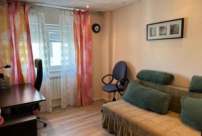 APARTAMENT 4 CAMERE-IMPECABIL-BERCENI-PET FRIENDLY- REABILITAT-VEDERE PANORAMICA - 2