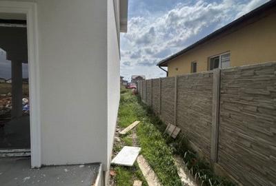 Casă cu 4 camere cu Teren 350 Mp în Central - 6