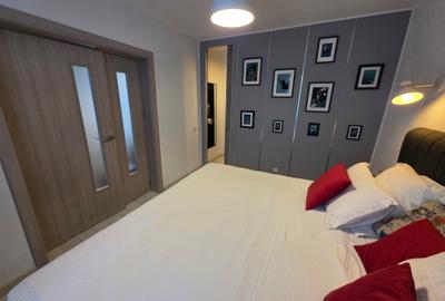 Duplex cu 3 camere cu Canalizare în 13 Septembrie - 25