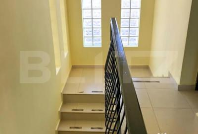 Casă cu 7 camere cu Teren 445 Mp în Central - 12