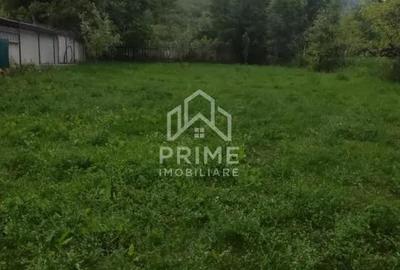 Casă cu 2 camere cu Teren 1032 Mp în Tău - 2