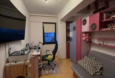 Apartament cu 2 camere decomandat, mobilat în Km 4-5 - 30