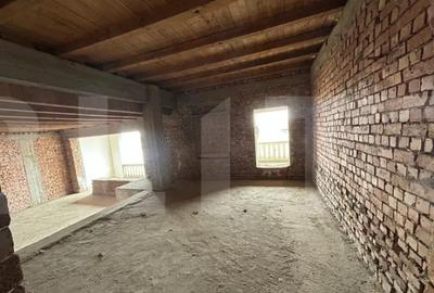 Casă cu 7 camere cu Teren 900 Mp în Dorohoi - 5