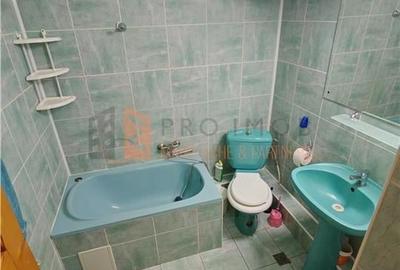 Apartament 3 camere decomandat confort 1 in zona Centru - 11