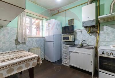 Casă cu 3 camere cu Teren 492 Mp în Tractorul - 10