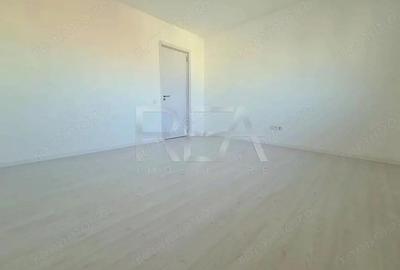 Apartament cu 4 camere in zona Trapezului - 9