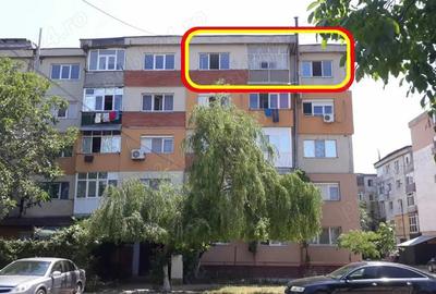Apartament cu 2 camere decomandat în Calafat - 1