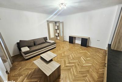 Apartament cu 3 camere în Ultracentral