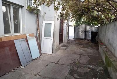 Casă cu 4 camere cu Teren 197 Mp în Giurgiului - 2