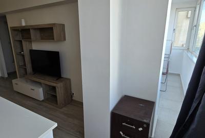 Vis-a-vis metrou Obor Mihai Bravu amenajat modern bloc reabilitat etajul 2 - 4