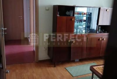 Apartament cu 3 camere semidecomandat în Andrei Mureșanu - 2