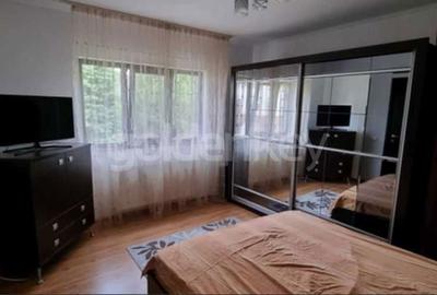 Casă cu 5 camere cu Canalizare în Central - 6