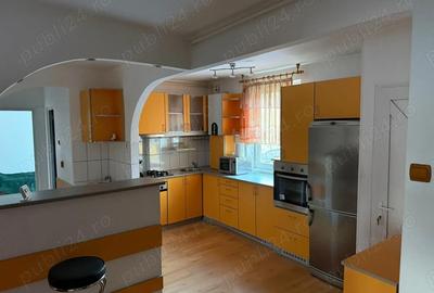 Apartament cu 4 camere decomandat în Central - 4