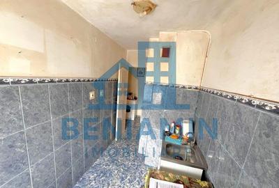 2 camere decomandat etaj 3 Rovine Parculet 48mp 1980 teav... - 3