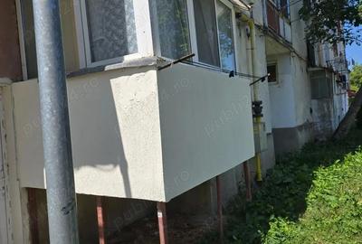 Garsonieră decomandată în Central - 2