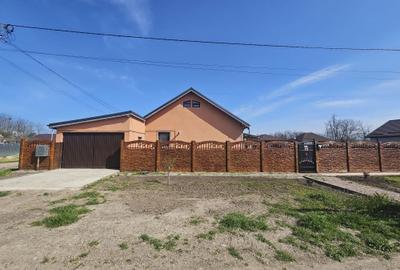 Casă cu 4 camere în Grindu - 8