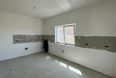 Duplex cu 4 camere cu Canalizare în Moșnița Nouă - 5