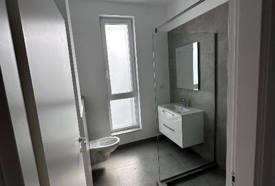 Casă cu 4 camere cu Canalizare în Central - 11