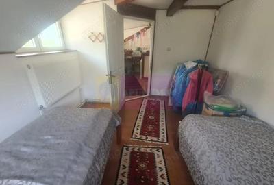 Casă cu 5 camere cu Teren 251 Mp în Zamora - 3