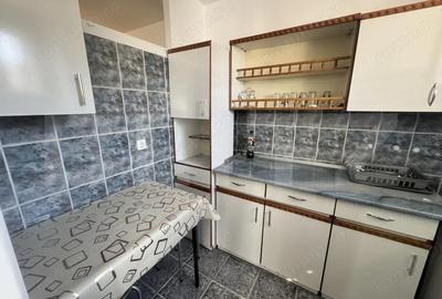 Garsonieră decomandată în Central - 6