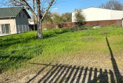 Teren de 1000 mp, în Central - 3