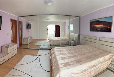 Apartament cu 3 camere decomandat - 4