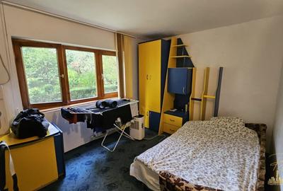 Apartament 2 camere tip Q de vanzare la parter, str. Feldioarei - 8