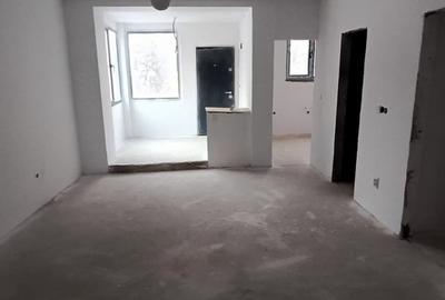 Garsoniera luminoasa cu vedere spre Tampa - 7