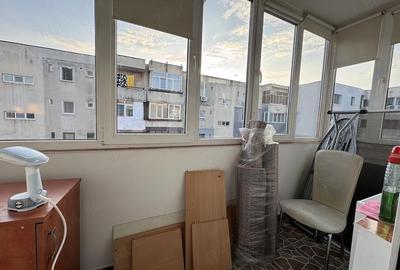 Apartament cu 3 camere decomandat în Exterior Vest - 6