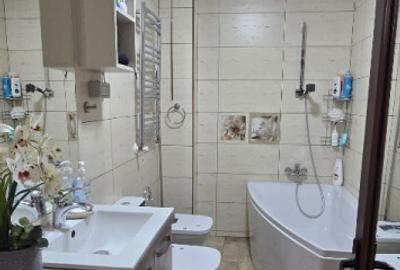 Casa veche renovata (2018-2022) in Campina,Zona Muscel