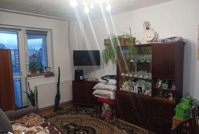 Apartament cu 2 camere decomandat în Florilor - 4