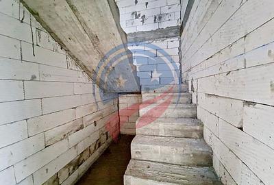 Vilă cu 5 camere de vânzare în zona Damila - 8