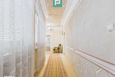 Casă cu 4 camere cu Teren 1473 Mp în Central - 11