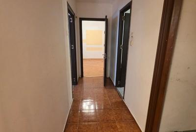Apartament cu 2 camere decomandat în Titan - 8