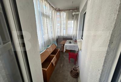 Apartament cu 4 camere, 80 mp, zona CUG - 19