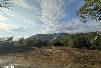 Teren de 2039 mp, în Central - 4