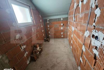 Casă cu 4 camere cu Teren 500 Mp în Jelna - 12