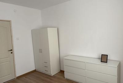 Garsonieră decomandată, mobilată în Astra - 4