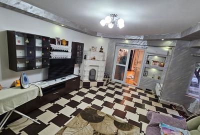 Zona AFI Palace casa 2007 parter 3 camere  la 122000 euro - 5