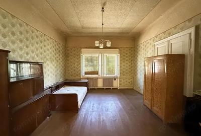 Casă cu 3 camere cu Teren 1010 Mp în Salonta - 3