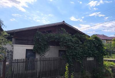 Casa spatioasa 8 camere+cladire auxiliara pretabil locuinta sau afacere+magazin - 6