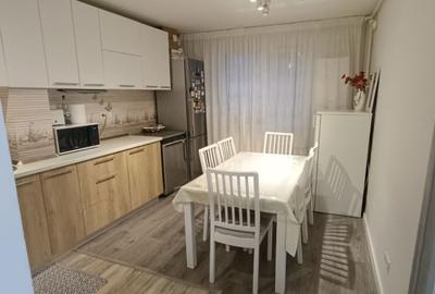 Apartament cu 3 camere decomandat în Colentina - 8