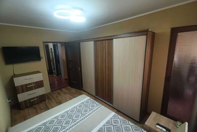 Apartament cu 3 camere decomandat în Micro 20 - 4