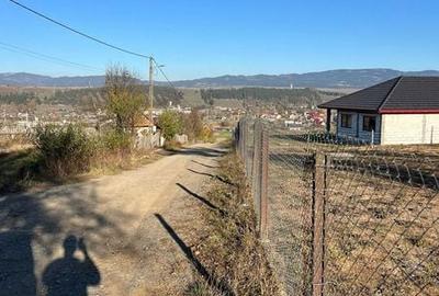 Teren de 800 mp, în Central - 4