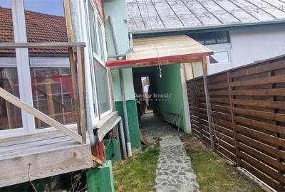 Casă cu Teren 1400 Mp în Brebu - 15