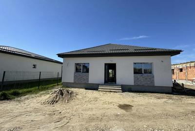 Casă cu 7 camere în Crevedia - 2