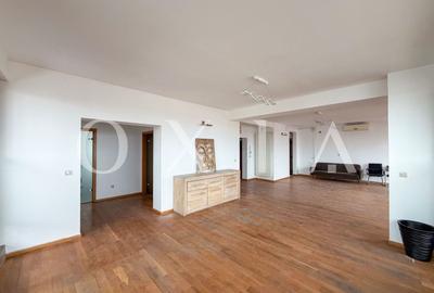 Apartament cu 5 camere decomandat în Complex Studențesc - 3