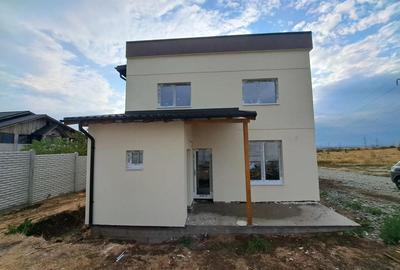 Casă cu 3 camere cu Teren 202 Mp în Central - 4