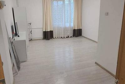 Garsonieră semidecomandată în Central - 7