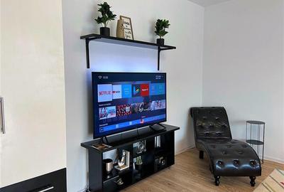 Apartament cu 2 camere decomandat, mobilat în Tractorul - 16